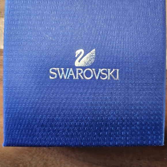 Swarovski Necklace - Picture 4 of 7